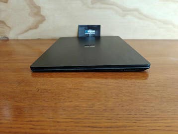Microsoft Surface Laptop 2 | i7 8650u | 8gb DDR4 | 250gb SSD, Qwerty, 8 GB, 13 inch, Minder dan 2 Ghz