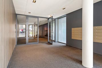 Te huur: Appartement Stationsplein in Almere, Huizen en Kamers, Huizen te huur, Almere, Flevoland, Appartement