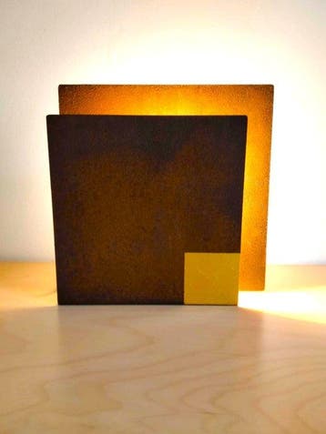 OUT design - Roberto Dagnino - Tafellamp - Dorata - corten