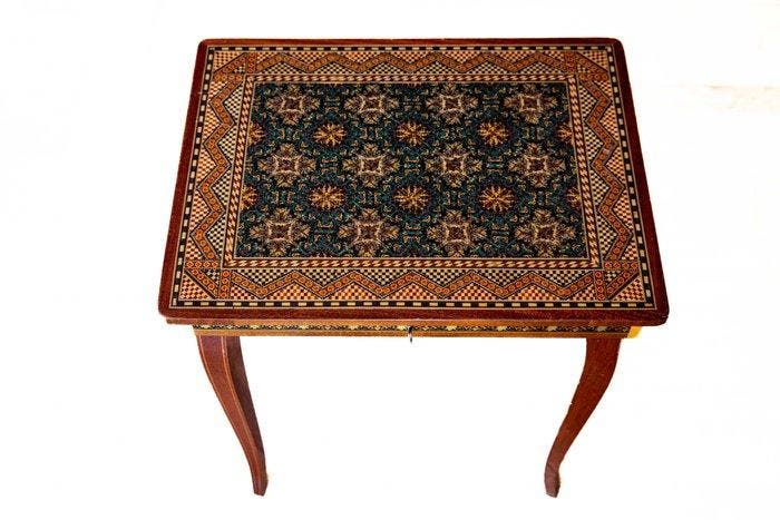 Tafeltje met Micro mozaiek muziekdoos Reuge Carillion -, Antiek en Kunst, Curiosa en Brocante