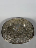 le char de Vénus tiré par des colombes rencontrant lAmour -