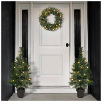 Set met 2 kunst kerstbomen en 1 krans - Met ledlampjes, Diversen, Verzenden, Nieuw