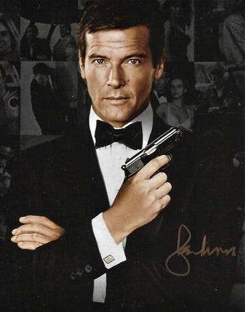 Roger Moore - Autographed Photo The Spy Who Loved Me James, Nieuw
