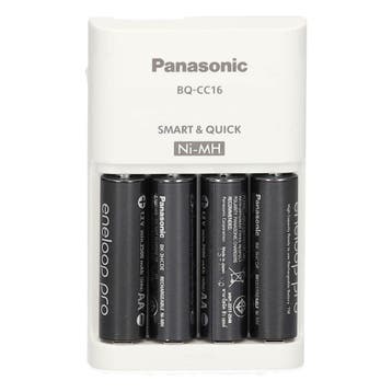Panasonic BQ-CC16 lader + 4 Eneloop Pro AA bat met garantie, Ophalen of Verzenden, Gebruikt