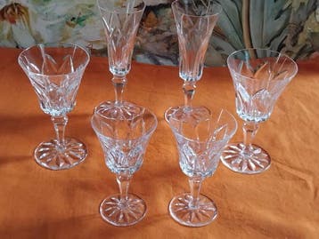 Wijnglas (6) - Kristal - Camargemodel. Fluiten