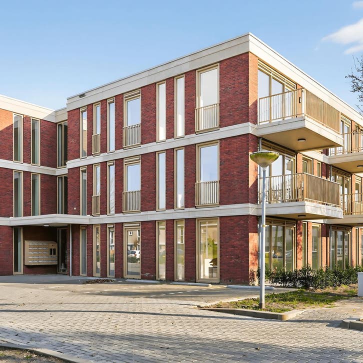 Appartement in Almere gevonden voor €1700,- pm, Huizen en Kamers, Huizen te huur, Direct bij eigenaar, Almere, Appartement