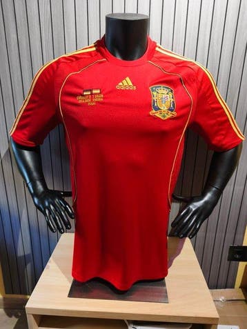 Selección Española de fútbol - Voetbal Europees, Nieuw