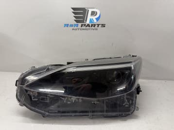 Koplamp links - Halogeen + LED - Toyota Yaris Cross - O..., Auto-onderdelen, Verlichting, Verzenden, Nieuw
