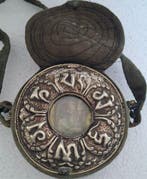 Gau amulettendoos - Zilver, Glas - Nepal - Eind 20e eeuw, Antiek en Kunst