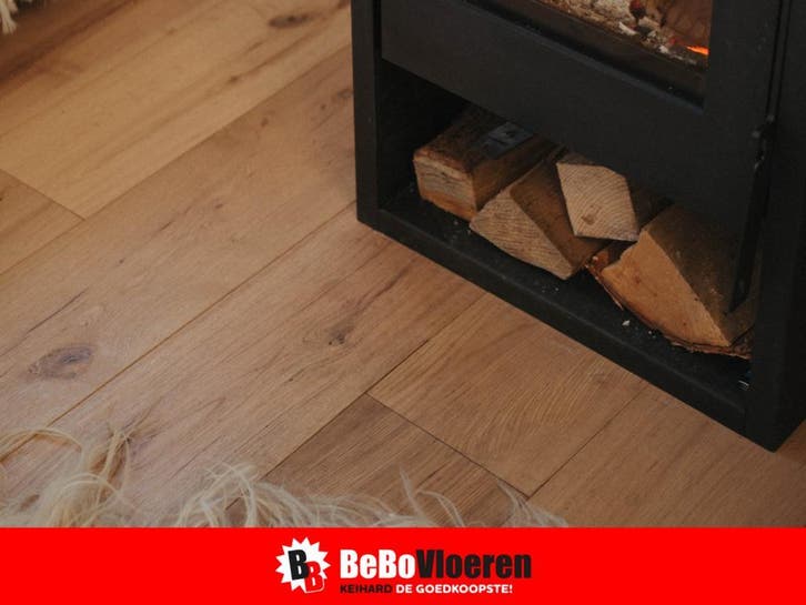 MEGA LEEGVERKOOP – EIKEN HOUTEN VLOER NU €7,98 P/M² – OP=OP, Huis en Inrichting, Stoffering | Vloerbedekking, 75 m² of meer, Parket