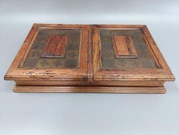 Antike Holz Setzkasten Schatulle – Rustikale Klappbox mit
