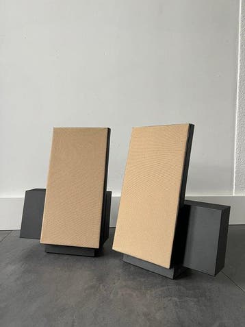 Bang & Olufsen - Beolab 2500 / New Covers / New Foam, Nieuw
