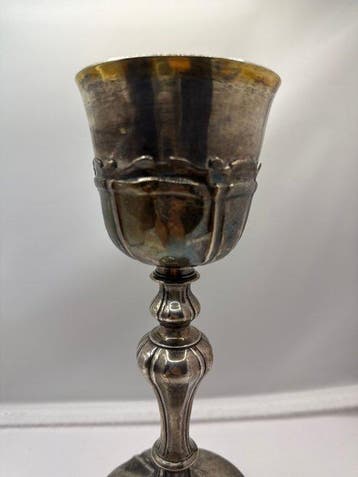 Liturgische kelk van zilver, zuurgetest. - Zilver -