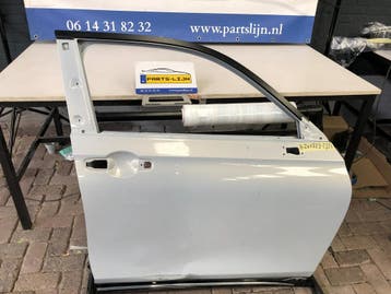 Gebruikte voordeur rechts Honda HR-V (RU) 2015-2021, Ophalen of Verzenden, Nieuw