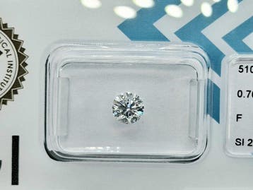 1 pcs Diamant (Natuurlijk) - 0.70 ct - Rond - F - SI2 -, Nieuw