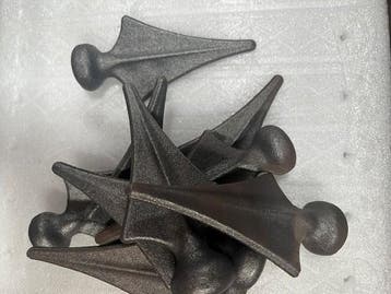 200 smeedijzeren hekpunten, Ophalen of Verzenden, Nieuw, IJzer, Sierhekwerk
