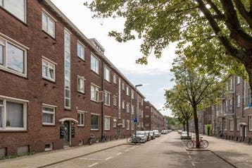 Te Huur 4 Appartement Madeliefstraat In Rotterdam, Huizen en Kamers, Rotterdam, Direct bij eigenaar, Appartement, Rotterdam