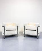 Cassina - Le Corbusier, Charlotte Perriand - Fauteuil (2) -