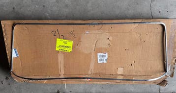 Rolls-Royce Bentley Voorruit Sierlijst NOS UB12470 Nieuw, Ophalen, Nieuw, Voor