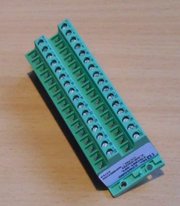 Phoenix Contact FRONT-SFL 2,5/F32/ZD veerlijst 32P 2285580, Hobby en Vrije tijd, Elektronica-componenten, Verzenden, Nieuw