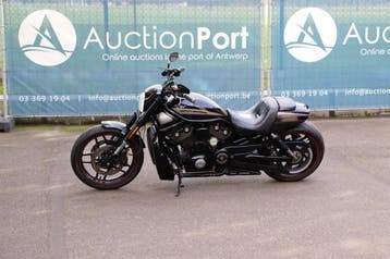 Veiling: Motor Harley-Davidson NIGHT ROD SPECIAL Benzine 201, Chopper