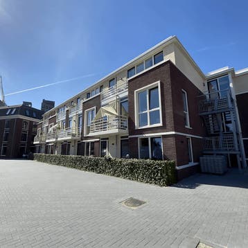 Appartement in Leiden gevonden voor €1695,- pm, Huizen en Kamers, Huizen te huur, Direct bij eigenaar, Leiden, Appartement, Zuid-Holland