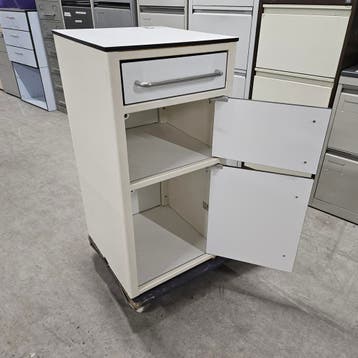 Witte stalen kast 2-zijdig te gebruiken - 82x40x43 cm, Ophalen of Verzenden, Nieuw