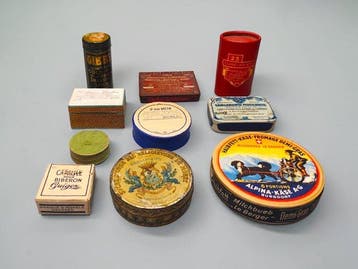 Collecting Tin Boxes - Blikken doos - Metaal, Papier