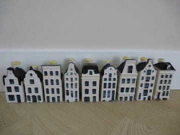 KLM-huisje - Negen KLM/Bols huisjes gevuld met Bols