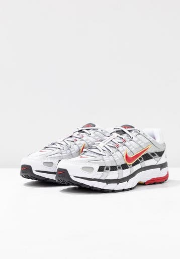 Nike P-6000 White Gold Red, Kleding | Heren, Ophalen of Verzenden, Nieuw