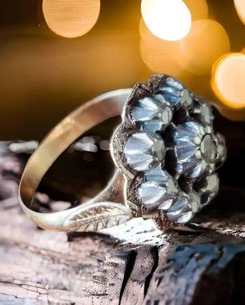 Ring - 18 karaat Geel goud, Zilver - 0.40ct. tw. Diamant, Nieuw