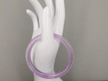 Natuurlijke edelsteen Lavendel Moon Quartz / Omvang: 20 cm /