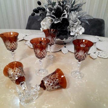 Drinkglas (6) - Kristal - Bruin Boheems kristal, Antiek en Kunst