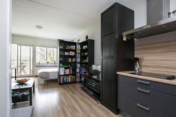 Te Huur Studio Vondelstraat In Amsterdam, Huizen en Kamers, 20 tot 35 m², Amsterdam