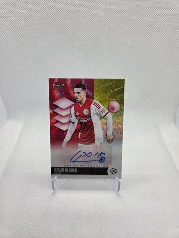 2025/26 Topps Finest UCC Oscar Gloukh 1/5 Gesigneerde kaart,, Nieuw