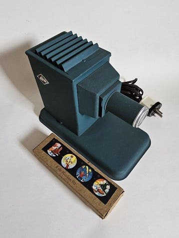 EKA Laterna Magica Nr. 181 + 12 passende Glasplatten / Motiv, Nieuw
