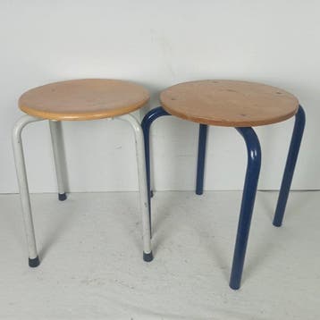 Kruk - Staal, Beuken - Twee Vintage schoolkrukken, Antiek en Kunst