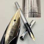 Sailor - Vintage (Brushed Stainless Steel) - 14K gold nib, Nieuw