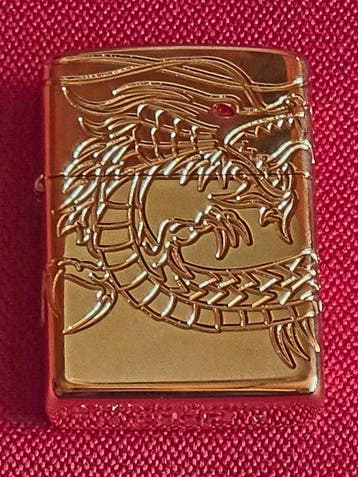 Zippo - Aansteker - Verguld, Nieuw