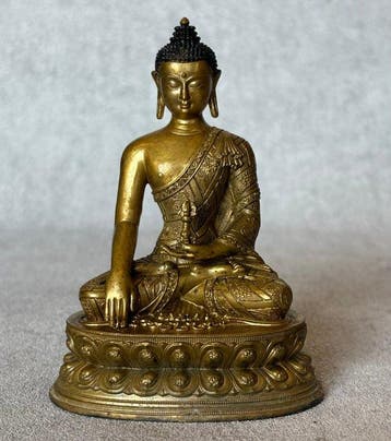 Boeddha met Vajra in hand 10.5 cm - Verguld brons - Azië, Antiek en Kunst