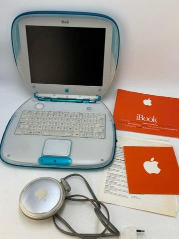 Apple iBook G3 Clamshell Blueberry (1999) 300 MHz - Laptop, Nieuw