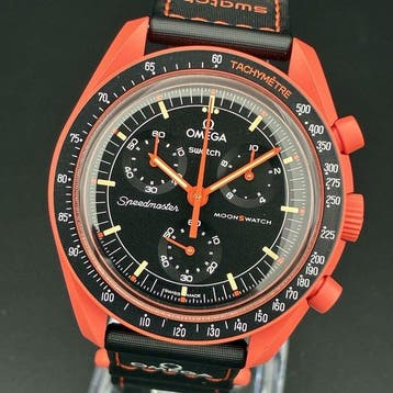 Omega x Swatch - Mission on Earth LAVA - Zonder minimumprijs, Nieuw