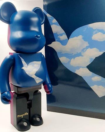 Medicom Toy x René Magrite - Be@rbrick 1000% Bearbrick René