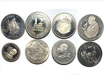 Europa in Transitie. (1871–2002) – 8 UNC Coins & Medals –