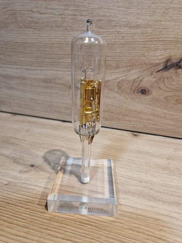 Industriële apparatuur - L-katode - Nederland - PHILIPS