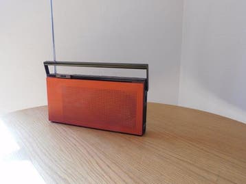 Bang & Olufsen Jacob Jensen - Beolit 505 in funky orange,, Nieuw