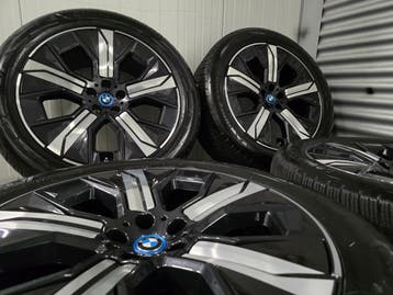 BMW iX 21 inch velgen winterbanden 1011 DEMO 7.5mm UNIEK, Auto-onderdelen, Banden en Velgen, 255 mm, Banden en Velgen, Nieuw, Personenwagen
