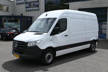 Zakelijke Lease |  Mercedes-Benz eSprinter 312 L2H2 FWD 56 k, Automaat, Gebruikt, Overige brandstoffen, Wit