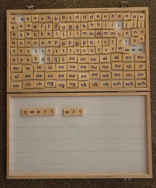 Lijn 3 Letterdoos (magnetisch, oudere versie), Boeken, Schoolboeken, Verzenden