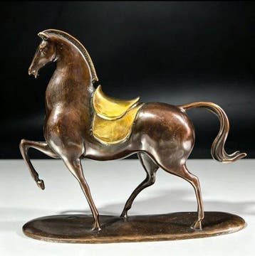 Decoratief ornament - koper verguld gouden paard
